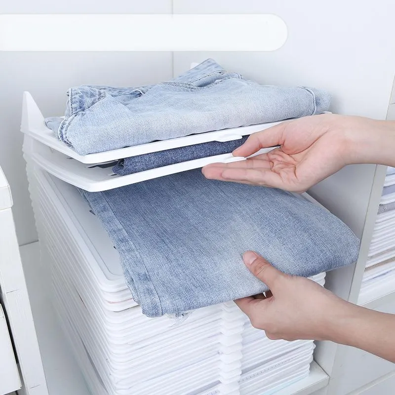 Anti-chaotic Folding Clothing Storage Board