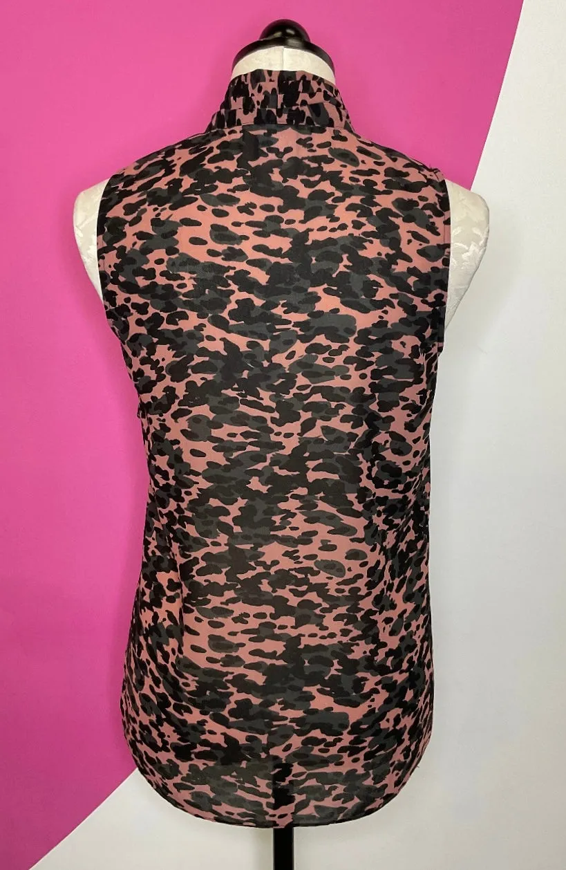 CABI 9-5 PINK CAMO TIE NECK TOP - S