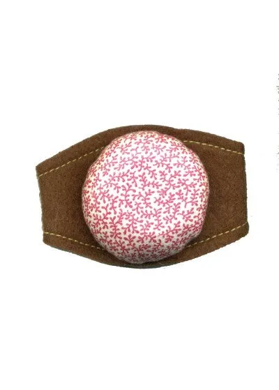 Sew Mate Wrist Pin Cushion - Velcro Adjustable